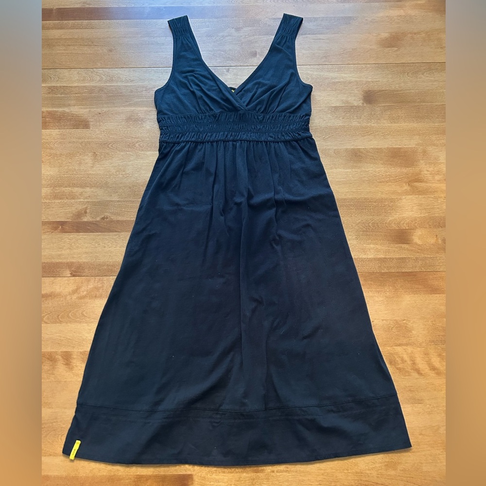 Lole Black Sleeveless V-Neck Dress